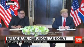 Donald Trump & Kim Jong Un Menandatangani Dokumen Pertemuan