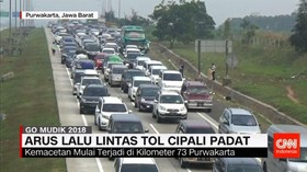 Arus Lalu Lintas Tol Cipali Padat