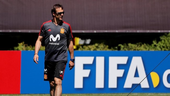 Pelatih timnas Spanyol, Julen Lopetegui, kini tengah menghadapi pemecatan dari RFEF setelah diresmikan menjadi pelatih Real Madrid usai Piala Dunia 2018.