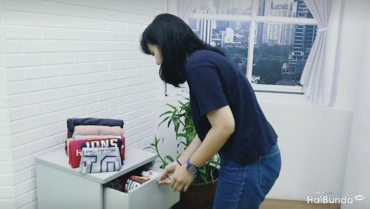 Idul Fitri sering dijadikan momen untuk berbenah. Selain membenahi hati untuk jadi lebih baik, juga membenahi rumah agar rapi.