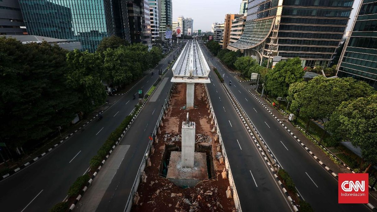 FOTO: Ketika Jakarta Lengang dan Tenang