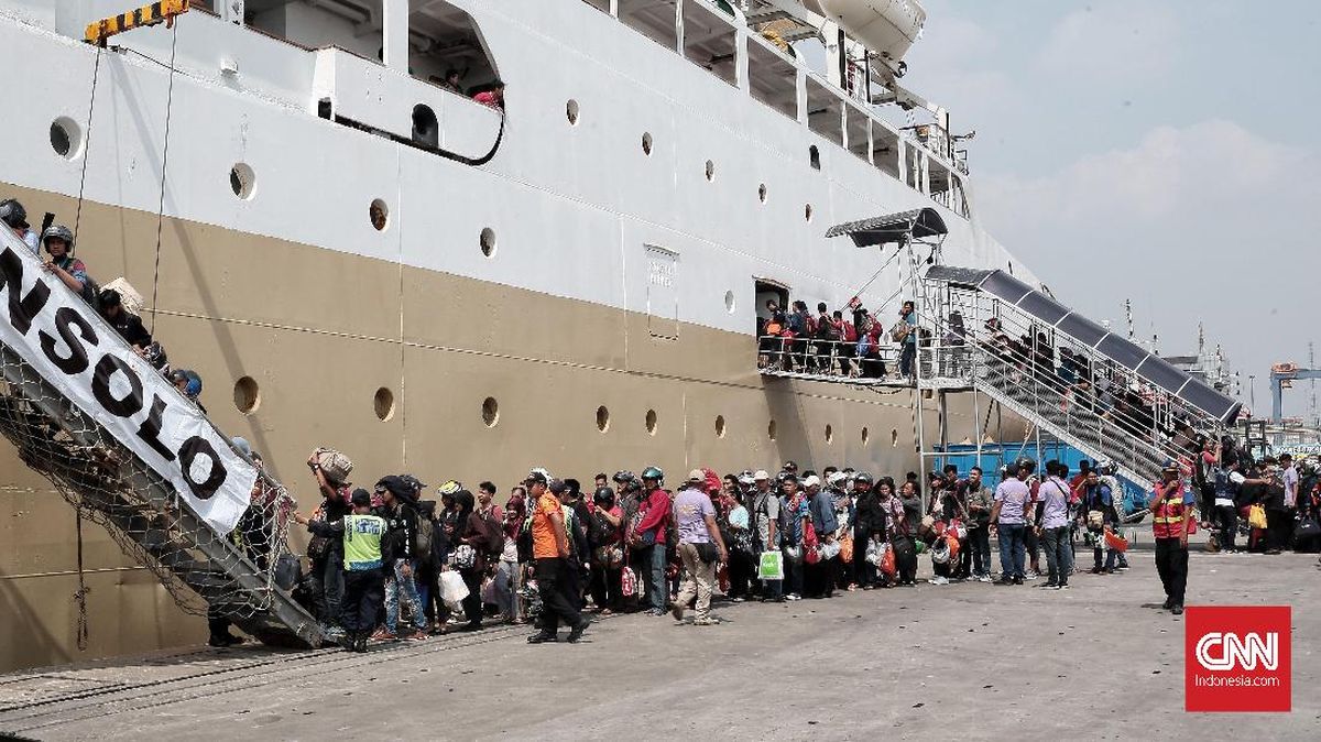FOTO: Para Pemudik Gratis di Tanjung Priok
