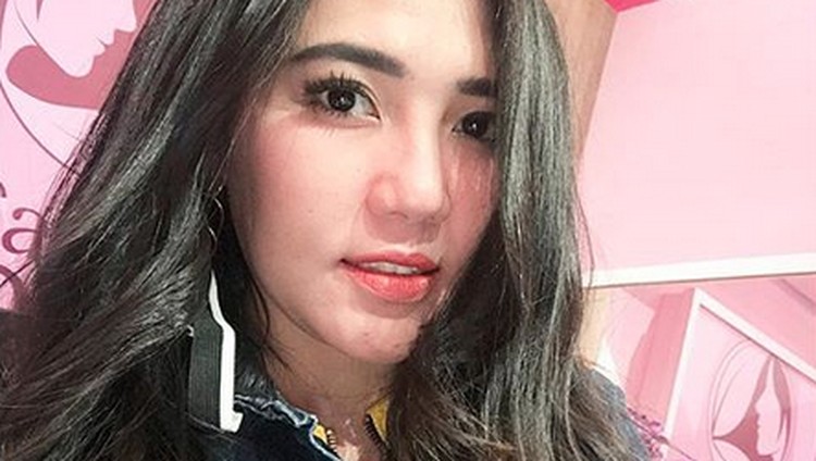 Via Vallen siap bagikan 500 sembako untuk orang-orang yang terdampak Corona, Bun. Niat baik Via ini langsung banjir dukungan dari netizen.