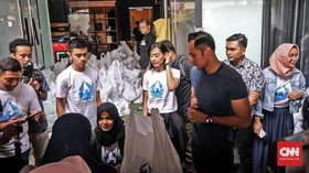 AHY Jualan Paket Sembako Berharga Rp200 Ribu Jadi Rp50 Ribu