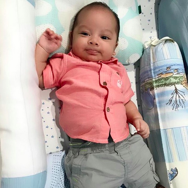 <p>Baby Yoda punya nama lengkap Satriyo Daniswara Broto Asmoro. Dia lahir di tangga; 24 Maret 2018. (Foto: Instagram/ @reisabrotoasmoro)  </p>