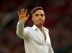 Robbie Williams Cemas Bertemu Orang: Please Jangan Asal Foto