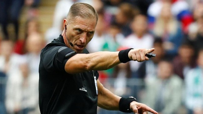 Wasit asal Argentina, Nestor Pitana, akan memimpin pertandingan final Piala Dunia 2018 antara Prancis vs Kroasia di Stadion Luzhniki, Minggu (15/7).
