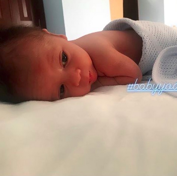 <p>Ini waktu beberapa hari setelah Baby Yoda lahir. Imut banget ya? (Foto: Instagram/ @reisabrotoasmoro)  </p>