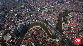 Ikut Pecahkan MURI, Antam Dukung KLHK di Bebersih Ciliwung