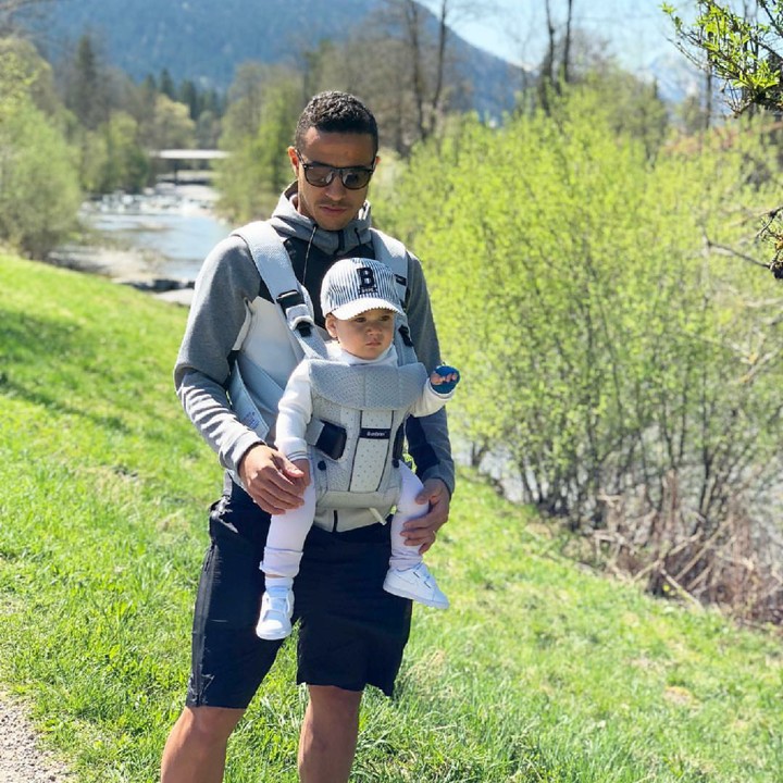 <p>Bun, coba lihat deh pas Thiago bareng si kecil Gabriel. Ya ampun, manis banget. (Foto: Instagram/thiago6)</p>