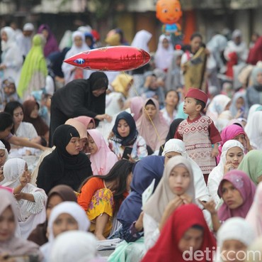 Tata Cara Sholat Idul Fitri yang Dianjurkan Rasulullah Saw