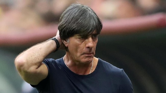 Pelatih timnas Jerman Joachim Loew mengakui anak asuhnya bermain sangat buruk ketika kalah dari Meksiko di fase grup Piala Dunia 2018, Minggu (17/6) malam WIB.