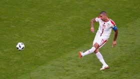 FOTO: Tendangan Bebas Kolarov Bawa Serbia Menang