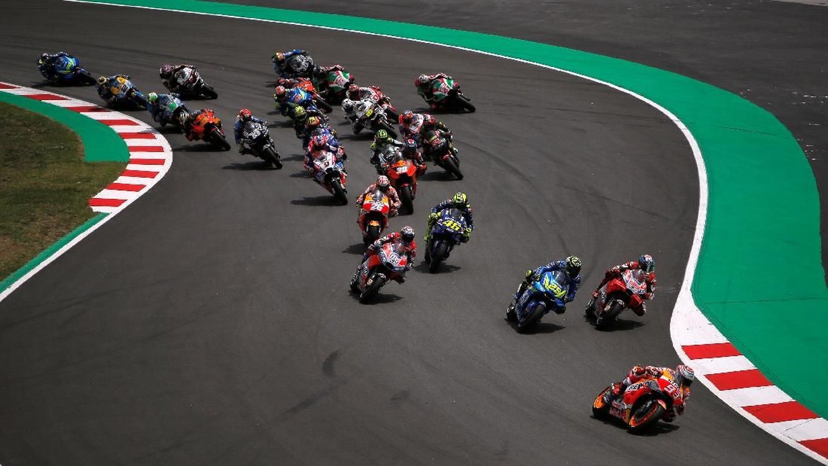 FOTO: Lorenzo, Marquez, dan Rossi di Podium MotoGP Catalunya