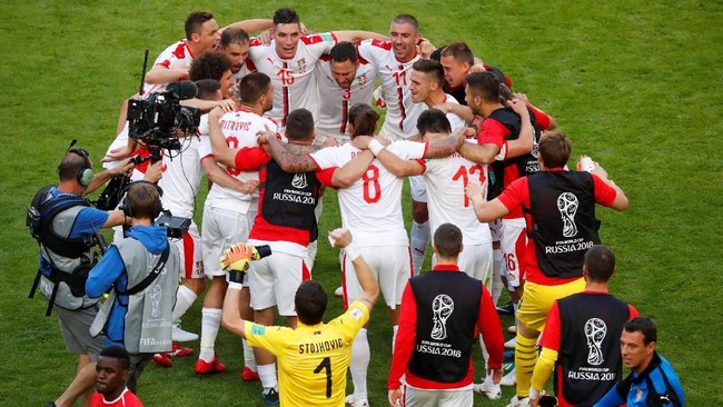 Timnas Serbia bakal berduel lawan Swiss pada grup E Piala Dunia 2018. Berikut jadwal siaran langsung laga tersebut.