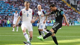Buruh Garam di Timnas Islandia Bikin Messi Tak Berkutik