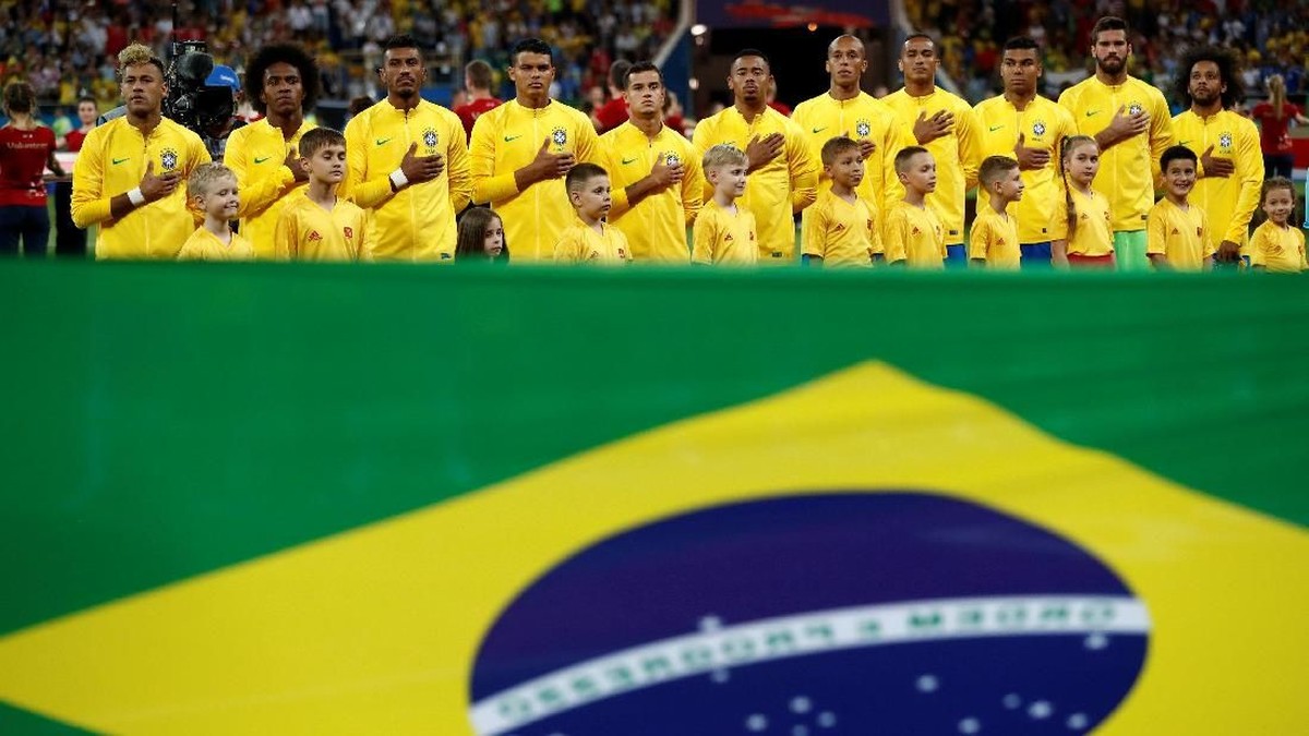 FOTO: Gol Coutinho Gagal Bawa Timnas Brasil Menang