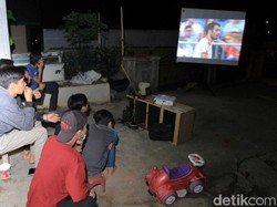 Satgas COVID-19 Bekasi Larang Warga Gelar Nobar Euro