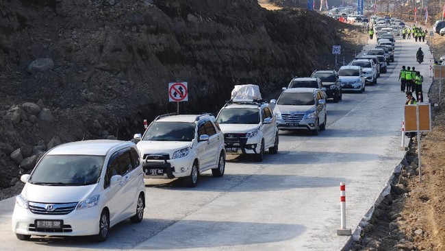 Pemerintah menargetkan proyek jalan tol Solo-Yogyakarta rampung pada 2023 mendatang. Pengerjaan proyek dimulai pada Oktober 2020 ini.