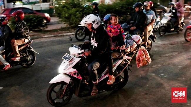 Menurut catatan Kementerian Perhubungan, jumlah pesepeda motor pada H-7 melonjak hingga 96.627 unit dibanding 2018 sebanyak 42.556 unit.