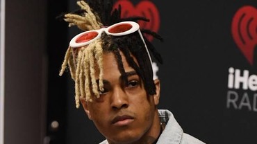 img-title Lirik Lagu Moonlight - XXXtentacion