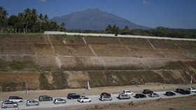 Trik Nyetir Mobil CVT Biar Tak Loyo di Tanjakan