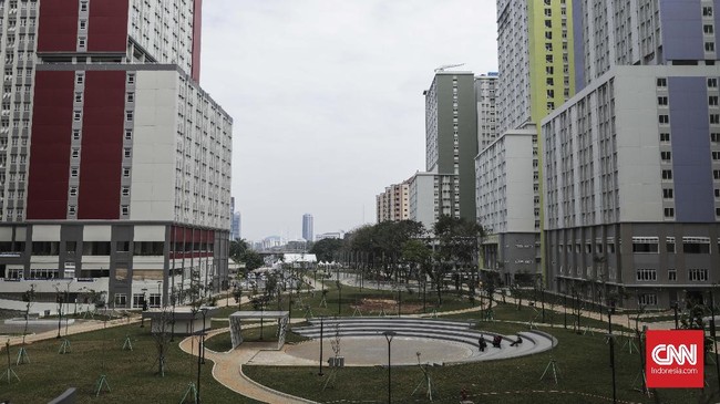 Kondisi terkini Wisma Atlet, Kemayoran, Jakarta (20/6). Wisma Atlet Kemayoran nantinya akan digunakan untuk atlet dari 45 negara yang akan berlaga di Asian Games 2018. (CNN Indonesia/ Hesti Rika)