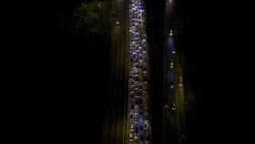 Sistem Satu Arah Tol Cikampek Belum Urai Kepadatan Arus Mudik