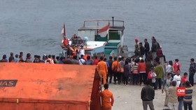 VIDEO: Pencarian Korban KM Sinar Bangun Terbantu Cuaca Cerah