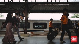 Arus Balik di Stasiun Senen Meningkat