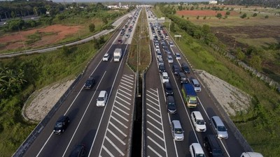 Sistem One Way di Tol Trans Jawa Diperpanjang