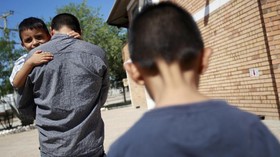 FOTO: Tanpa Toleransi Donald Trump untuk Anak-anak Imigran