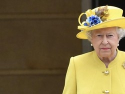 PM Inggris Positif, Ratu Elizabeth II Lakukan Hal Ini