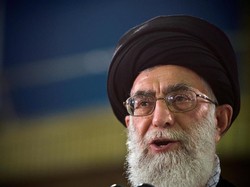 Pemimpin Tertinggi Iran Minta Warga Berdoa di Rumah Saja Saat Ramadan