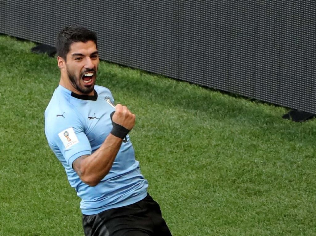 Foto: Suarez Bawa Uruguay ke Babak 16 Besar Piala Dunia 2018 Foto: Suarez Bawa Uruguay ke Babak 16 Besar Piala Dunia 2018