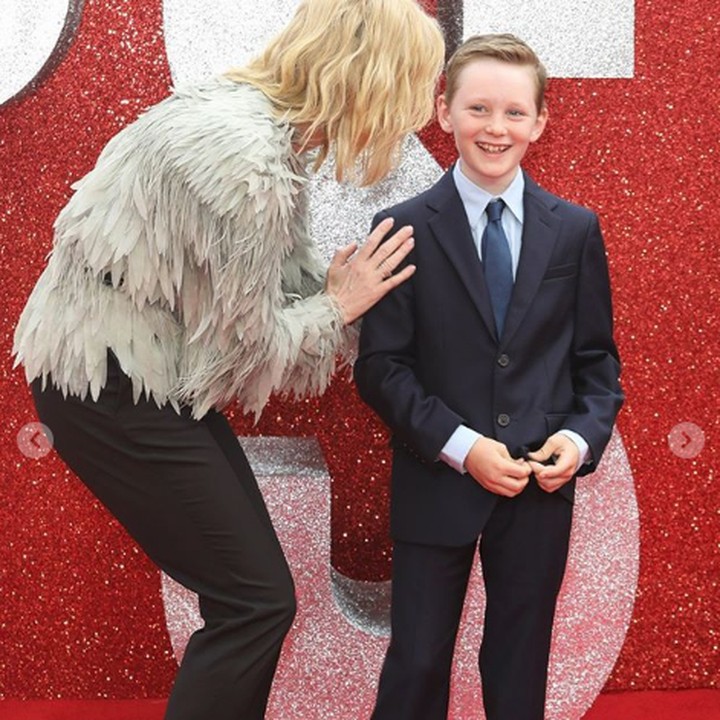 <p>Gantengnya Iggy saat di pemutaran perdana film terbaru sang ibu, 'Ocean's 8'. (Foto: Instagram @cateblancettcom)</p>