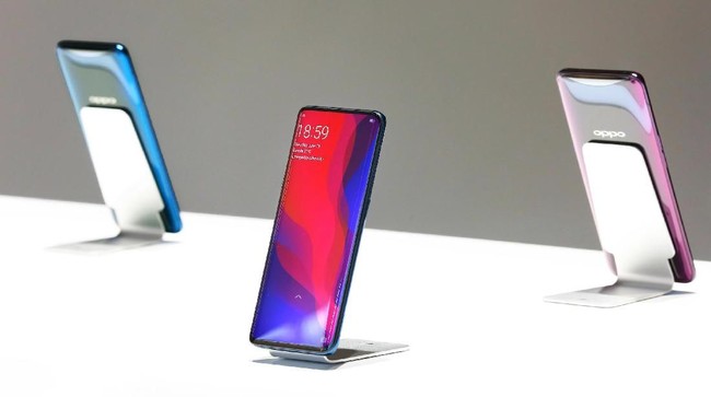 Terdapat sejumlah smartphone yang menjadi unggulan dari masing-masing produsen, yang dirilis sepanjang tahun 2021.