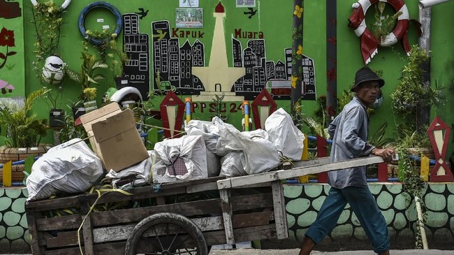 FOTO : Jakarta, Magnet Para Perantau yang Mengadu Nasib