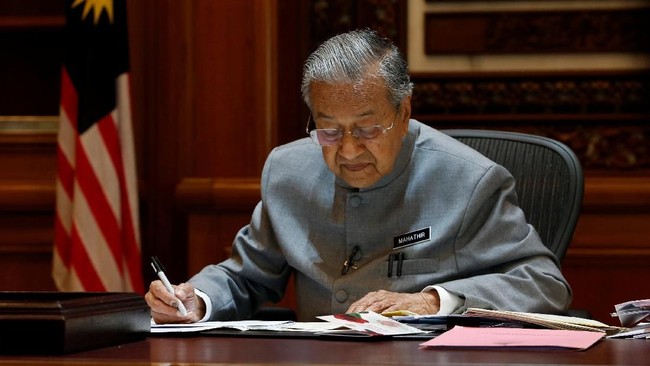 Malaysia meluncurkan rencana lima tahun untuk memberantas korupsi, beberapa bulan setelah skandal korupsi 1MDB menjatuhkan pemerintahan sebelumnya.