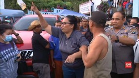 VIDEO: Keluarga Murka Korban KM Sinar Bangun Belum Ditemukan