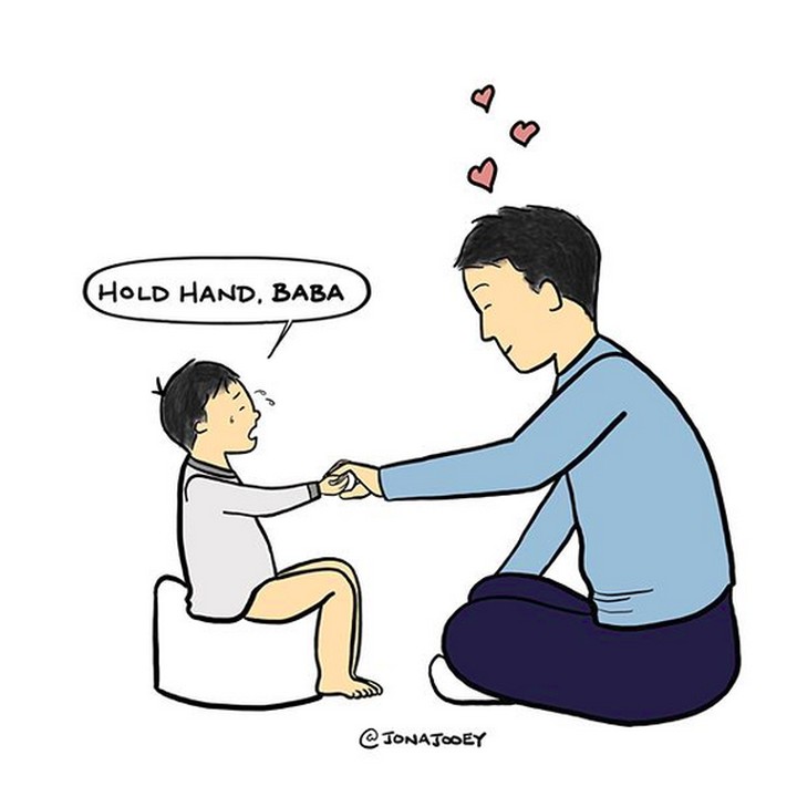 <p>Kadang, ayah juga jadi penolong ketika si kecil kesakitan saat sedang potty training. (Foto: Instagram/ @jonajooey)</p>