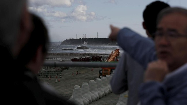 Pemerintah Daerah Fukushima mendesak Perusahaan Listrik Jepang (TEPCO) menutup PLTN Daini, berkaca dari insiden PLTN Daiichi usai gempa 2011.