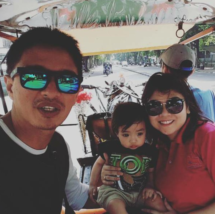 <p>Menikah dengan Ketty Katalya Shufiyani, Eza dikaruniai putri cantik bernama Aquilla. Menggemaskan banget ya Aquilla. (Foto: Instagram/ezayayang)</p>