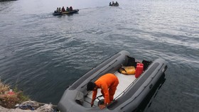 Motor & Jasad Korban KM Sinar Bangun Ditemukan di Danau Toba