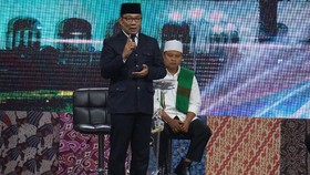 Ridwan Kamil Sapa Pemirsa dengan Bahasa Isyarat