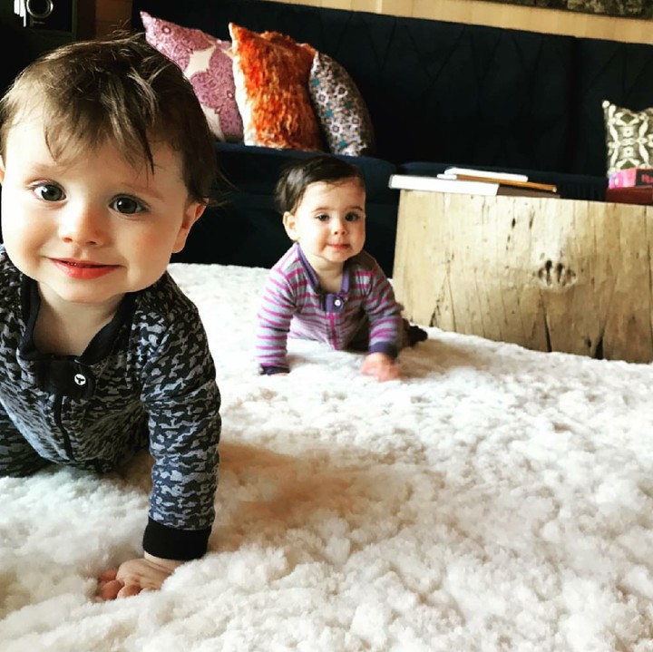 <p>Arrow dan Zeppelin menggemaskan banget! (Foto: Instagram/jensenackles)</p>