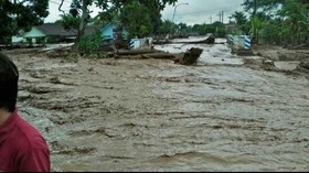 Sungai Yas Banyuwangi Meluap, 9 Rumah Hanyut-Jembatan Putus