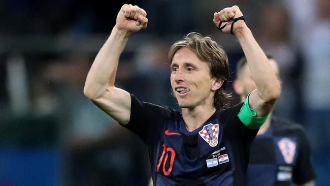 Luka Modric mendapat pujian setinggi langit setelah mengantarkan Kroasia mengalahkan Argentina 3-0 di laga Grup D Piala Dunia 2018.