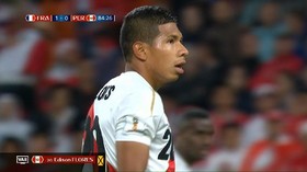 VIDEO: Momen Wasit Salah Beri Kartu Kuning ke Pemain Peru