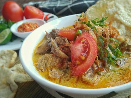 Isi Akhir Pekan dengan Menjajal Resep Soto Tangkar yang Nikmat